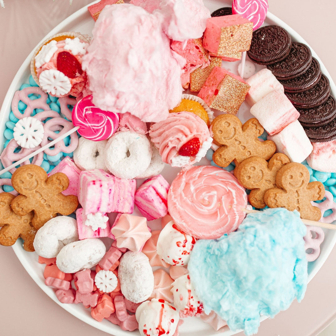 Holiday Marshmallow Dessert Board - xomarshmallow