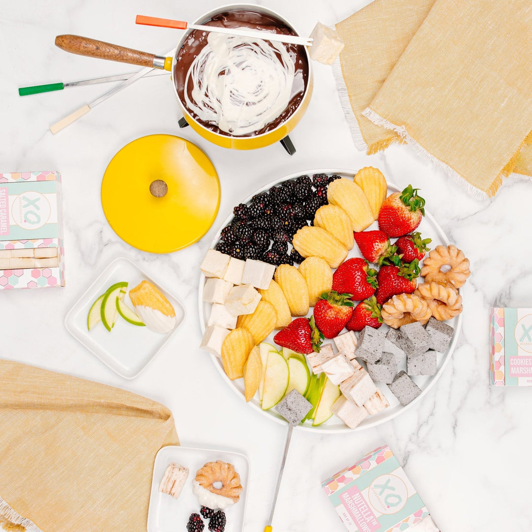 How to Throw a Dessert Fondue Party - xomarshmallow